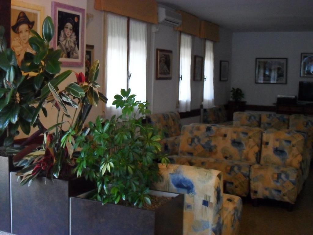 Hotel Zani チェルヴィア エクステリア 写真