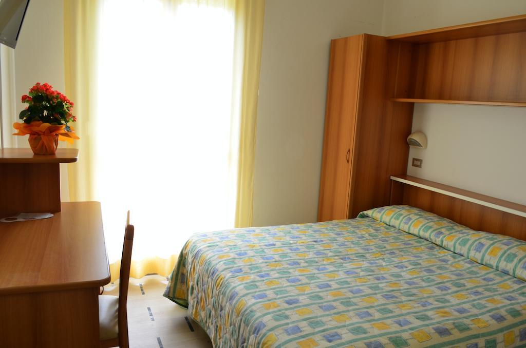 Hotel Zani チェルヴィア 部屋 写真