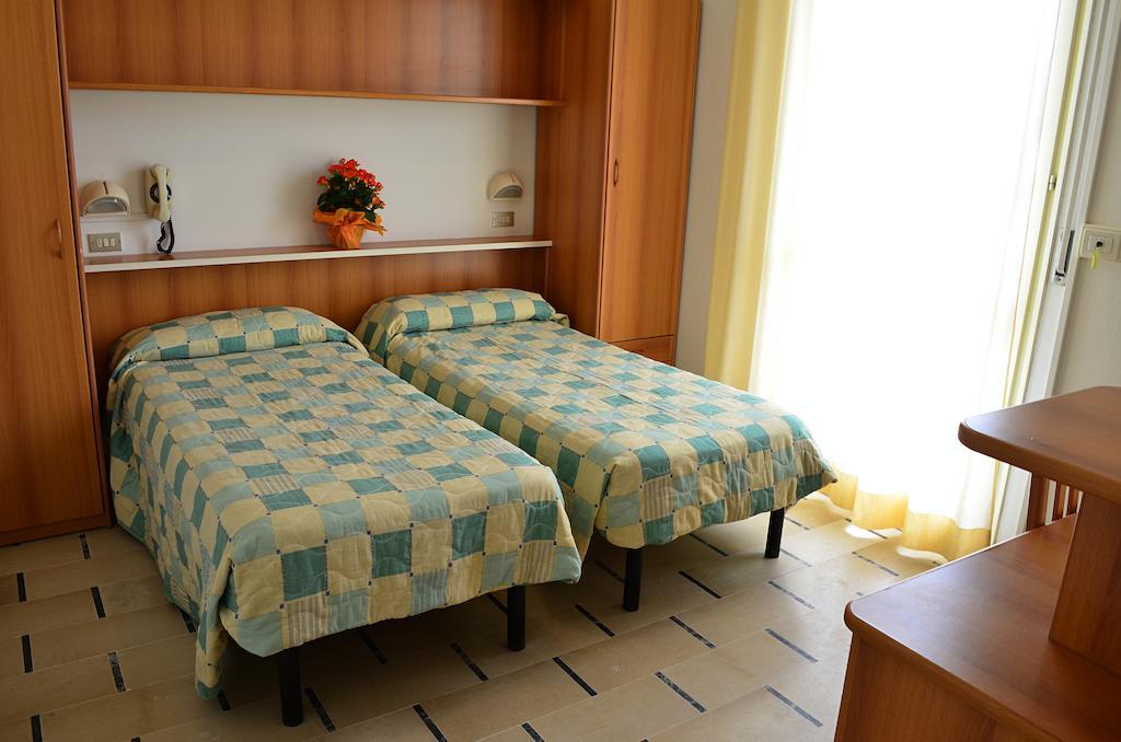 Hotel Zani チェルヴィア 部屋 写真