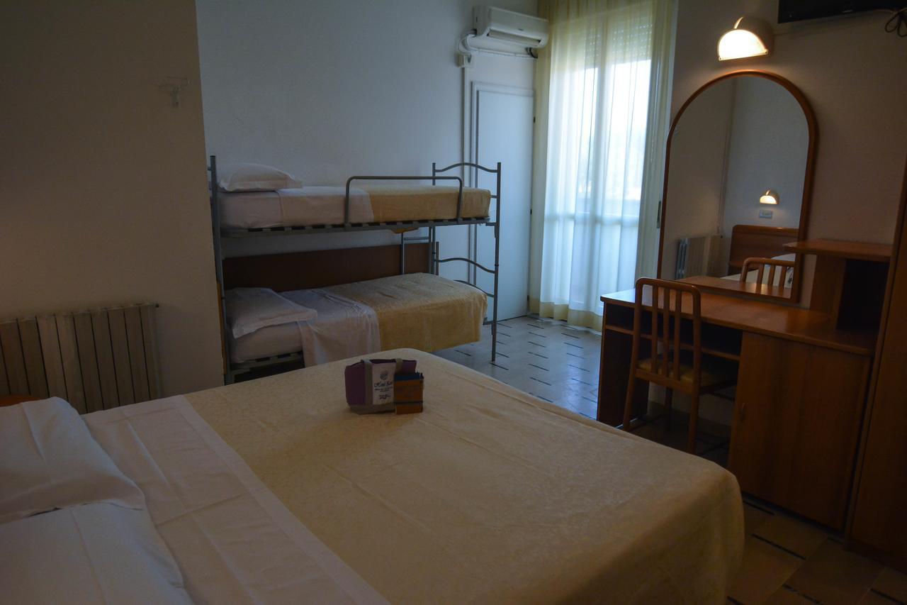 Hotel Zani チェルヴィア エクステリア 写真