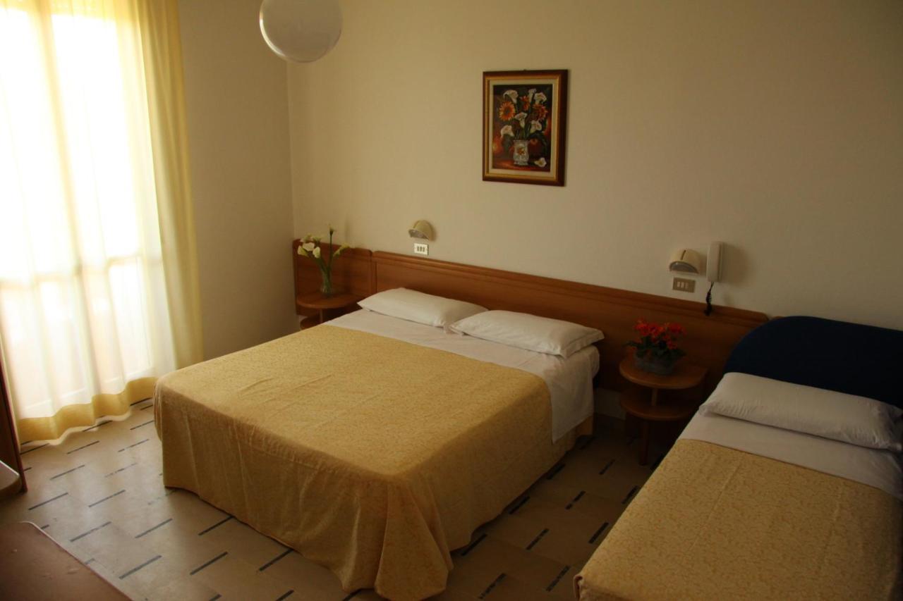 Hotel Zani チェルヴィア エクステリア 写真